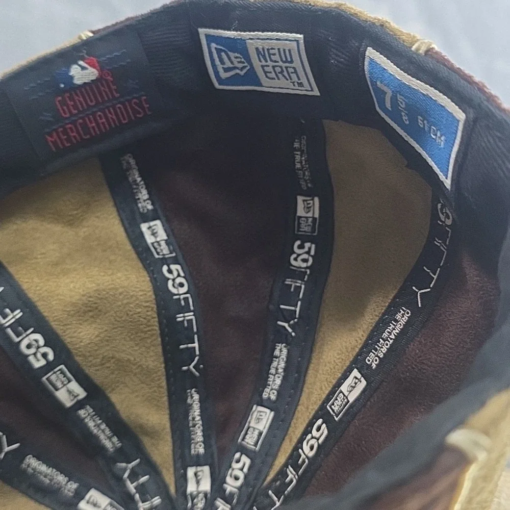 New Era 59fifty 7 5/8 Cleveland Indians Chief Wahoo 2 Tone Brown Velvet Y2K 90's